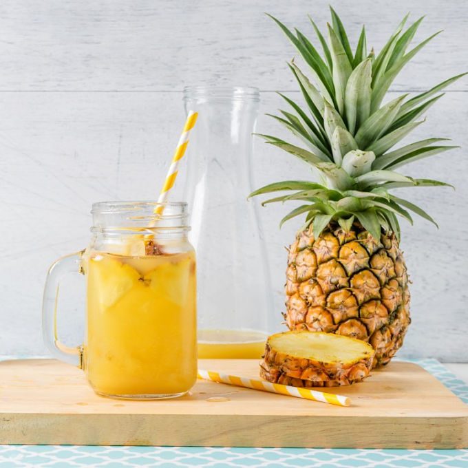 Zumo de piña