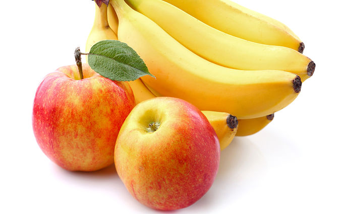 Plátanos y manzanas para dieta astringente