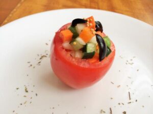 Lee más sobre el artículo Receta de tomates rellenos de verduras